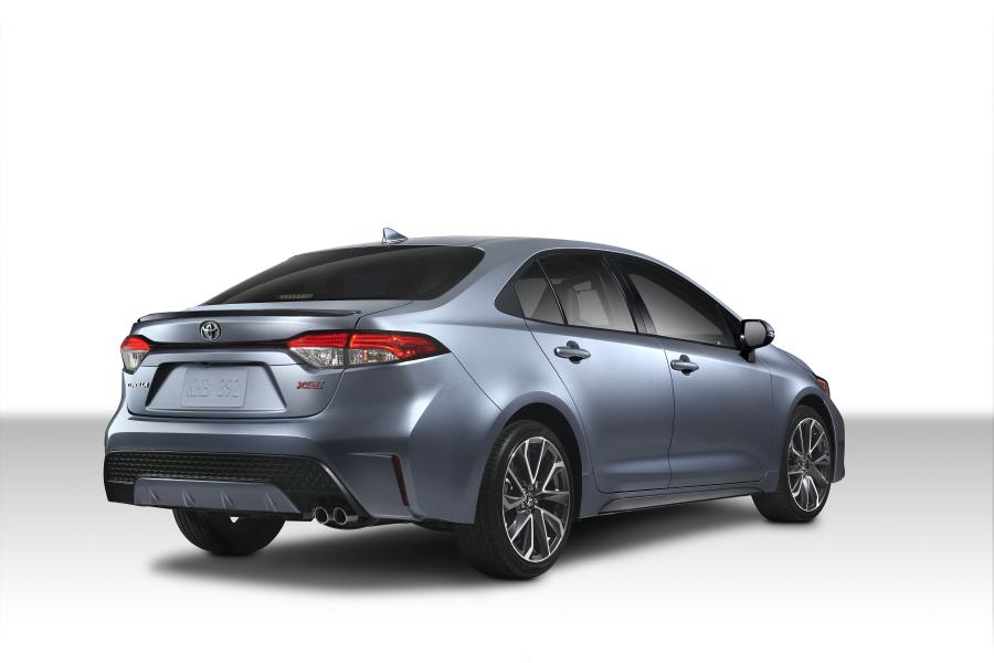  Toyota Corolla Hybrid Sedan 2019 года  (NA) (фото 28 из 44)